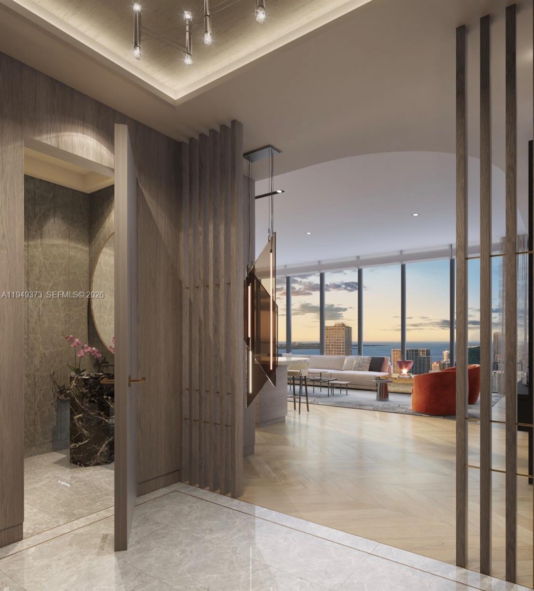 WALDORF ASTORIA MIAMI - Residential