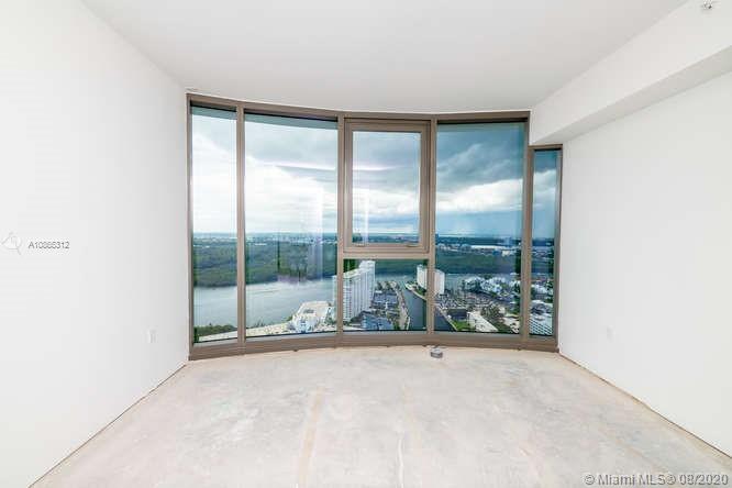 Ritz Carlton Residences - Residential