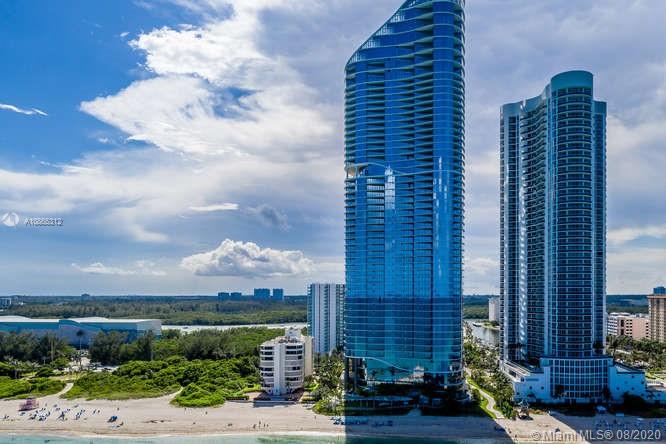 Ritz Carlton Residences - Residential