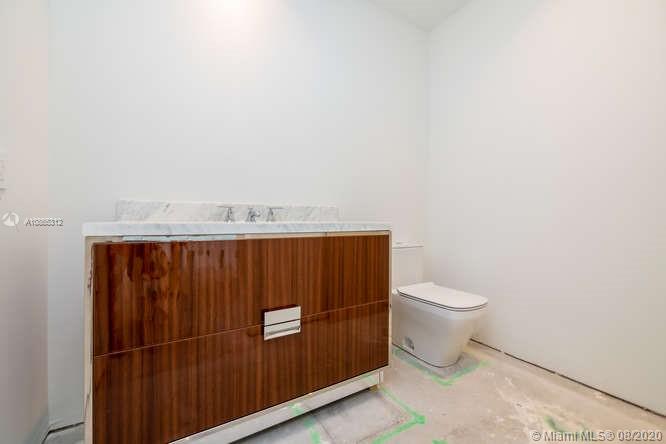 Ritz Carlton Residences - Residential