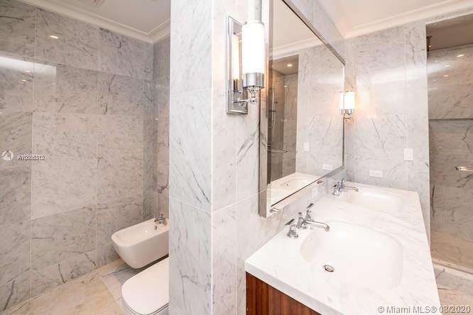 Ritz Carlton Residences - Residential
