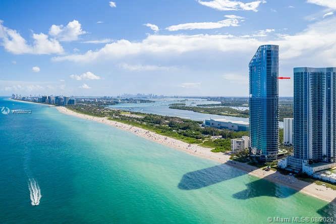 Ritz Carlton Residences - Residential