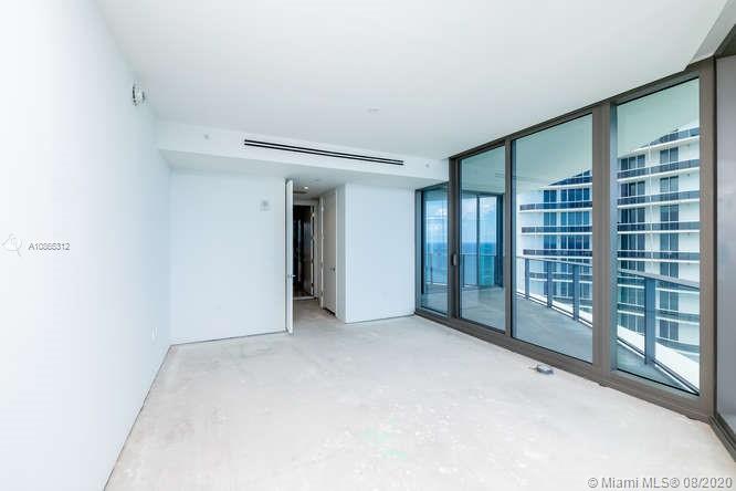 Ritz Carlton Residences - Residential