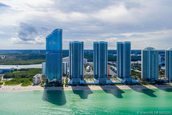 Ritz Carlton Residences - Residential