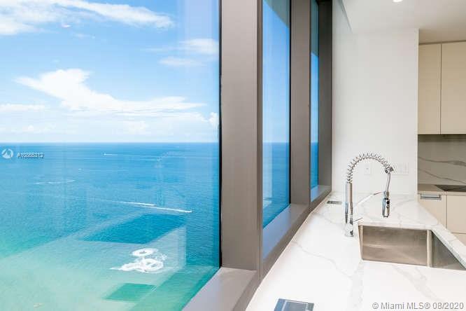 Ritz Carlton Residences - Residential
