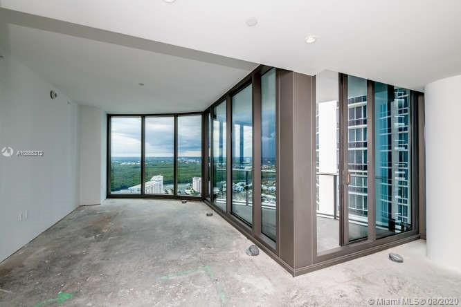 Ritz Carlton Residences - Residential