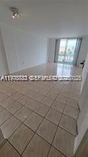 KEYSTONE HARBOR CLUB COND - Residential