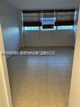 KEYSTONE HARBOR CLUB COND - Residential