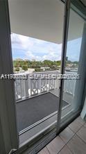 KEYSTONE HARBOR CLUB COND - Residential