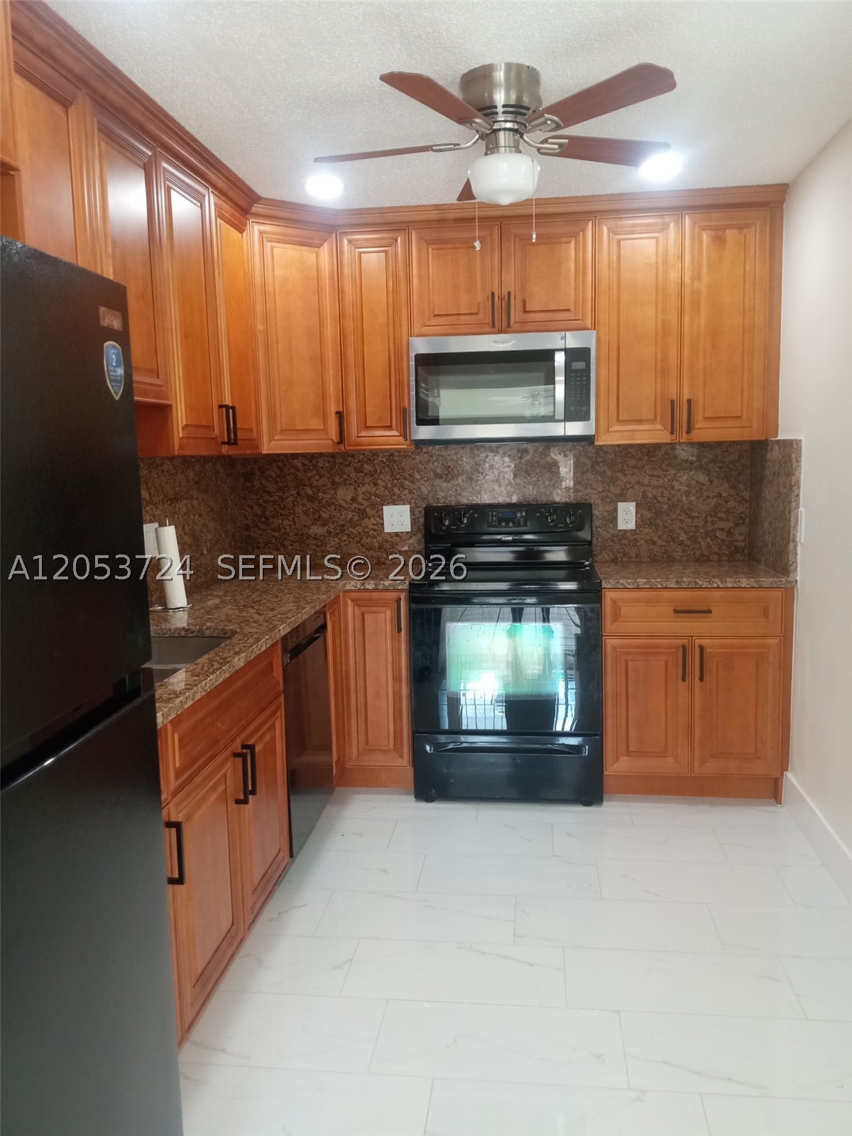 APPLEGREEN SUBDIVISION - Residential Lease
