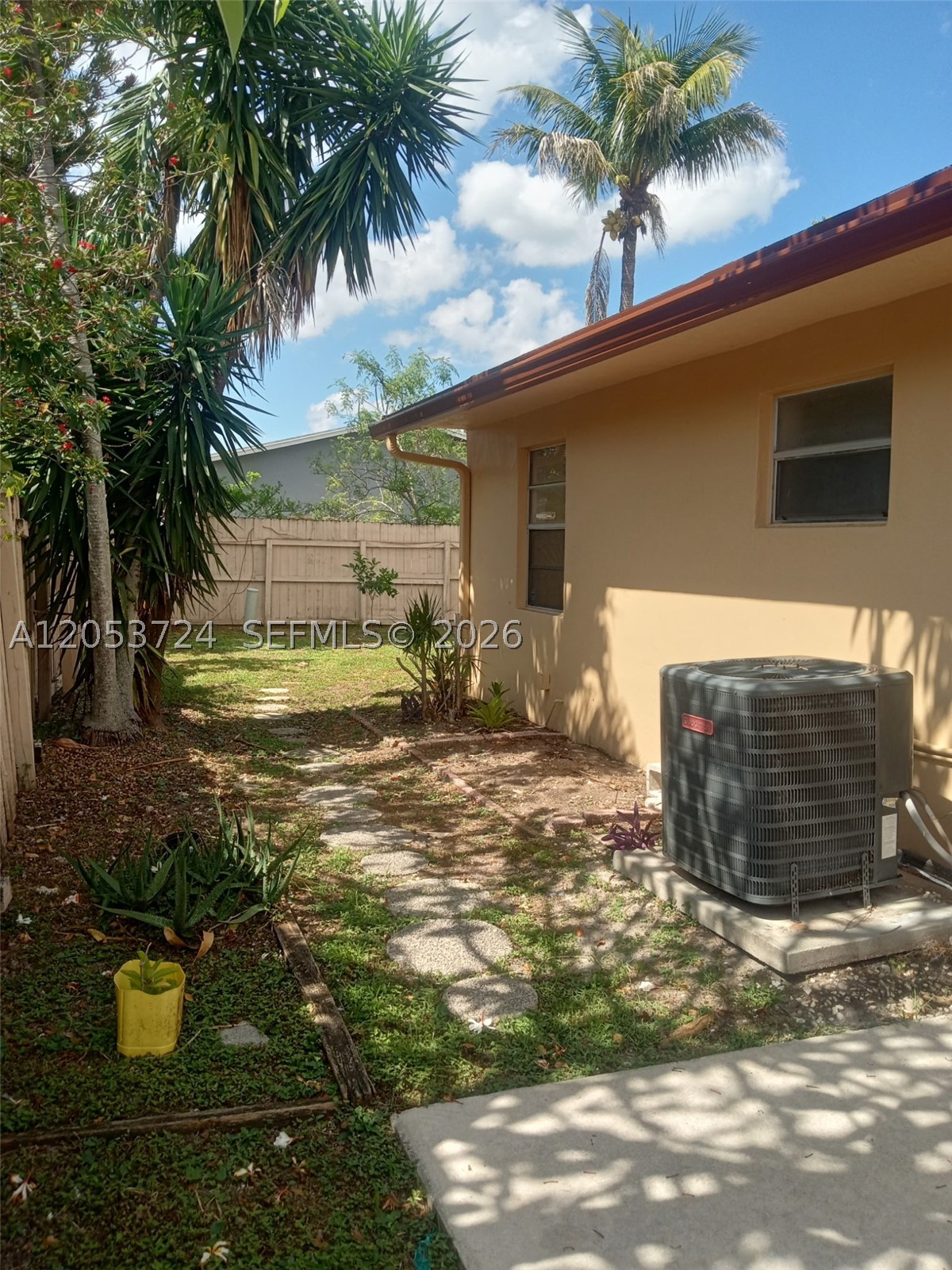 APPLEGREEN SUBDIVISION - Residential Lease