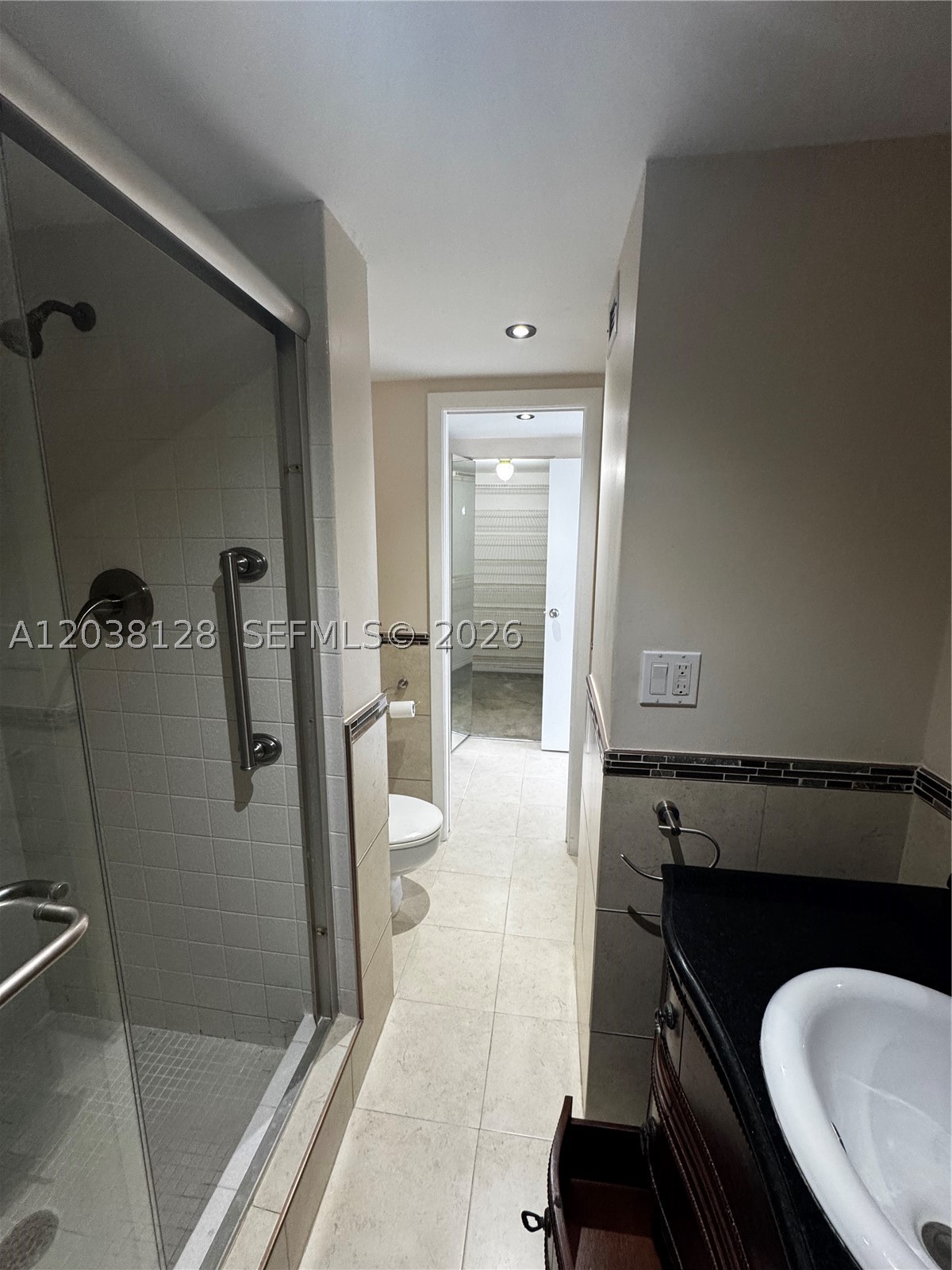 OLYMPUS CONDO PHASE - Residential Lease