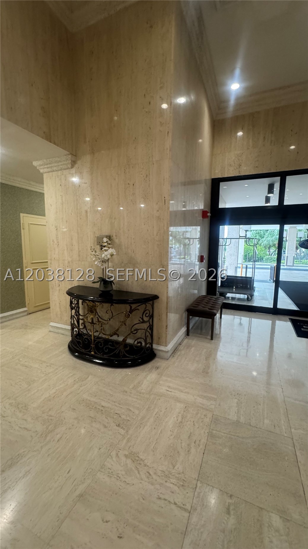OLYMPUS CONDO PHASE - Residential Lease