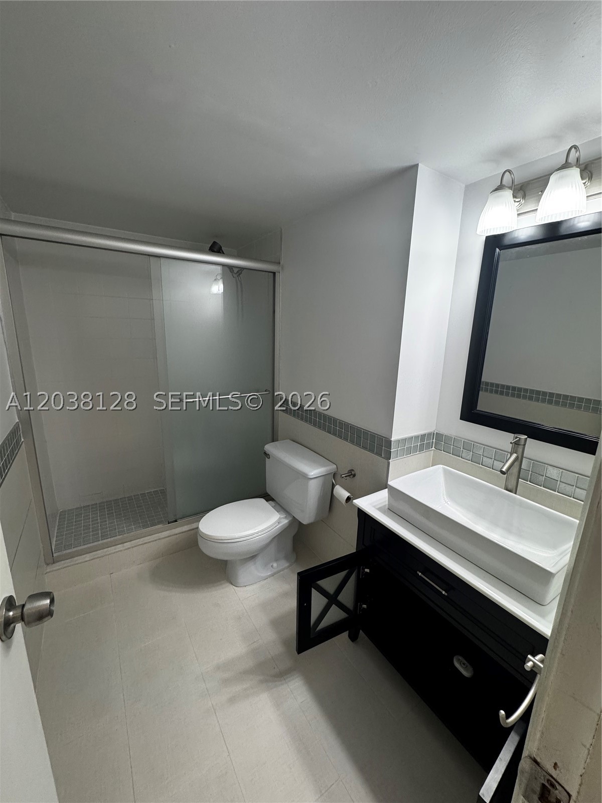 OLYMPUS CONDO PHASE - Residential Lease