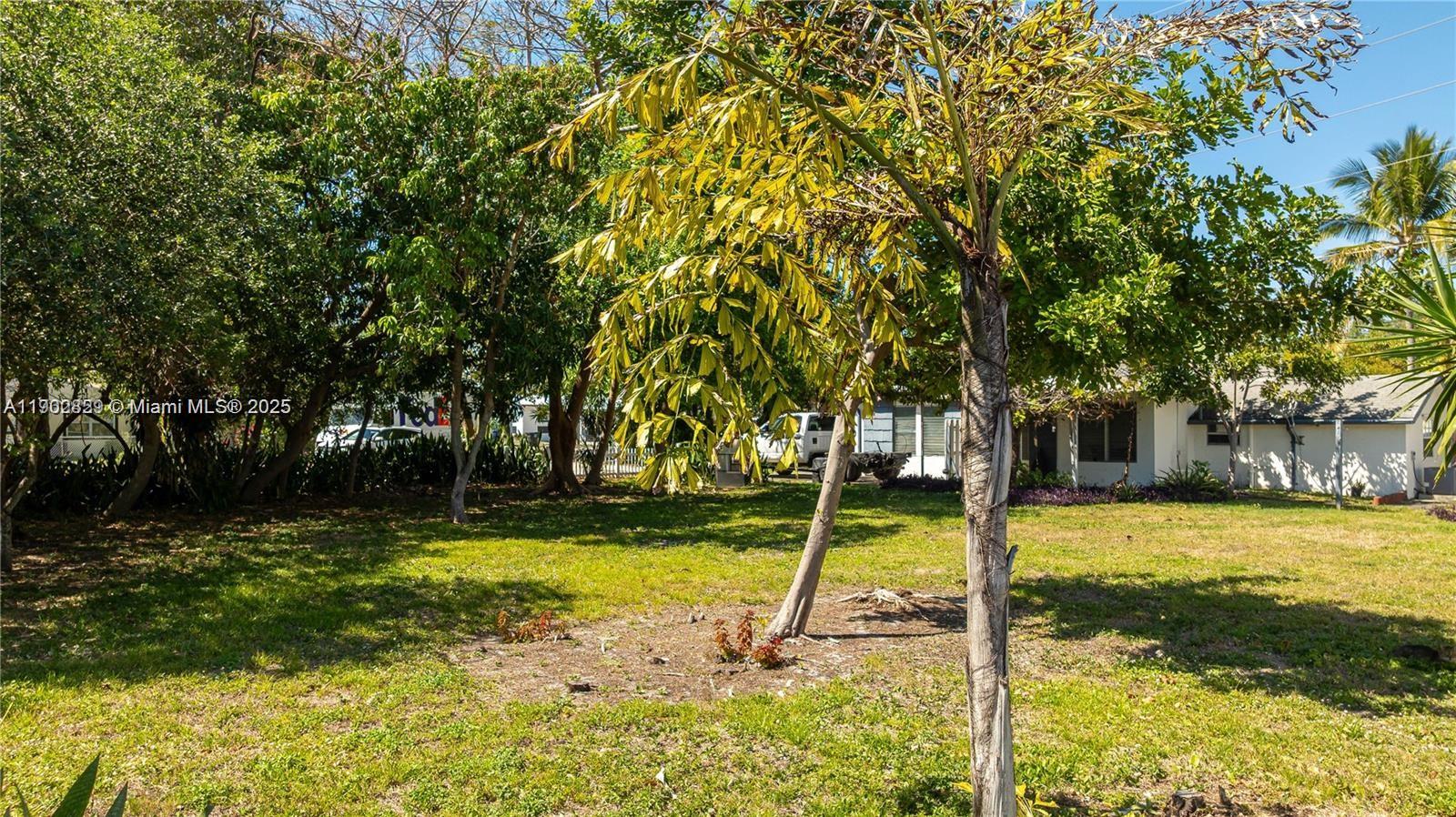 HOLLYWOOD PARK - Residential Income