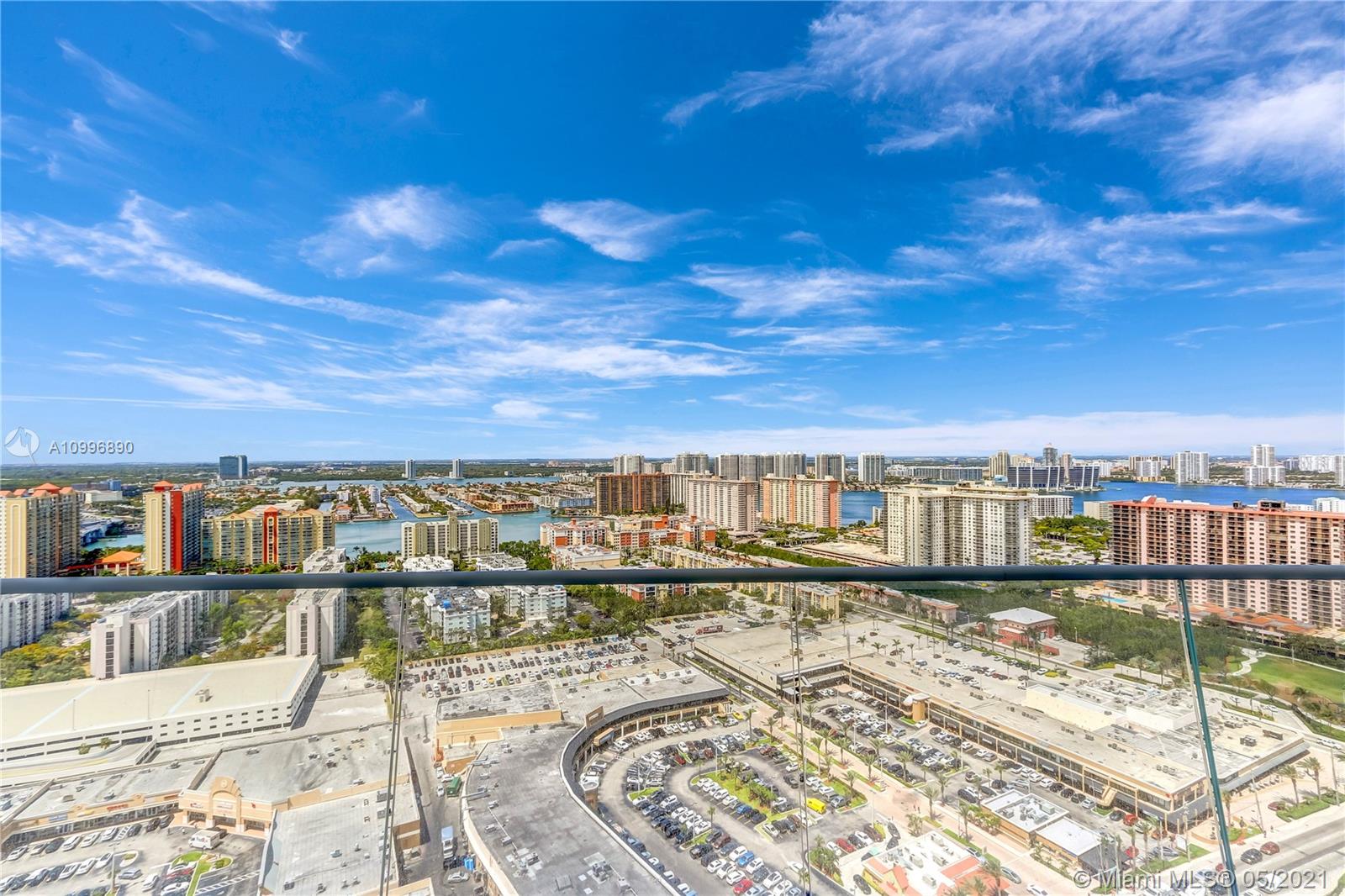 JADE SIGNATURE CONDO - Residential