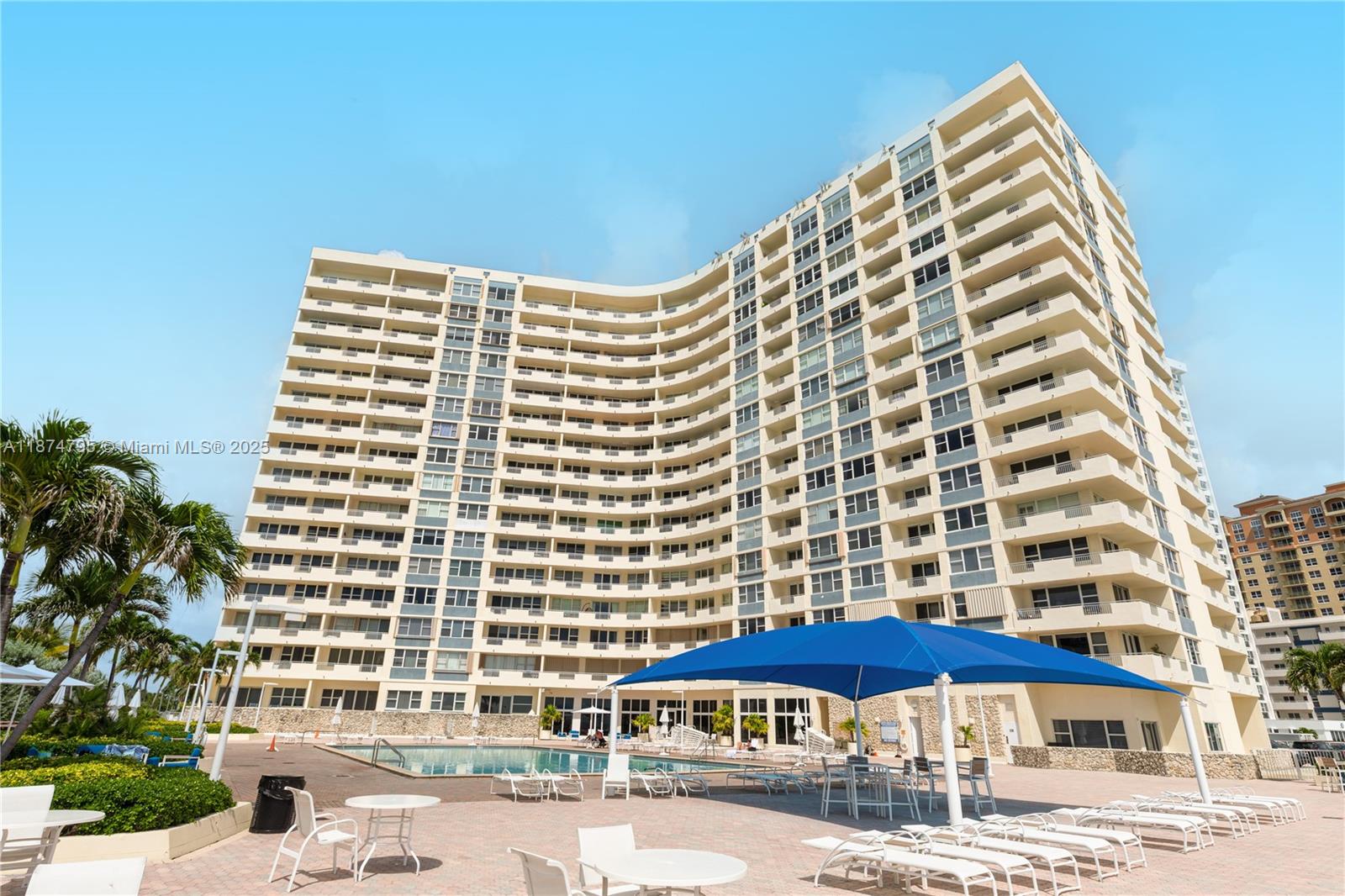 LIVE THE RESORT LIFESTYLE IN THIS REMODELED 1 BEDROOM, 1 BATH CONDO IN OCEANFRONT BUILDING. WATCH THE SUNSETS FROM YOUR TERRACE. OPEN KITCHEN WITH GRANITE COUNTERTOPS AND STAINLESS STEEL APPLIANCES. TILED THROUGHOUT. PARKER DORADO IS A RESORT STYLE BUILDING. AMENITIES INCLUDE OCEANFRONT POOL &  BEACH SERVICES, GYM, SAUNA, BBQ AREA. IDEALLY LOCATED MINUTES FROM SHOPPING, AVENTURA MALL. UNIT IS TENANT OCCUPIED.