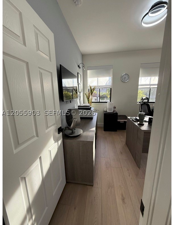 VINTAGE ESTATES - Residential