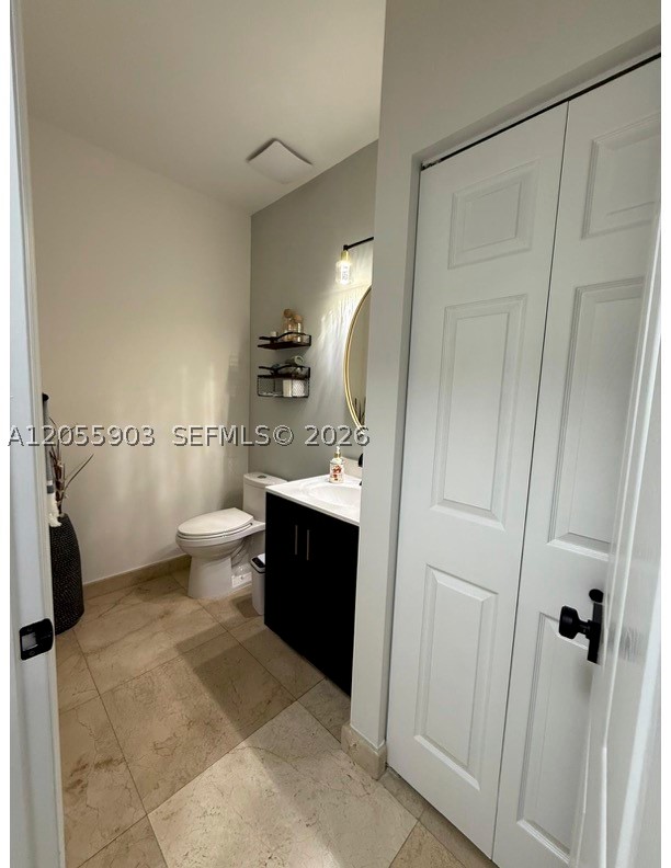 VINTAGE ESTATES - Residential