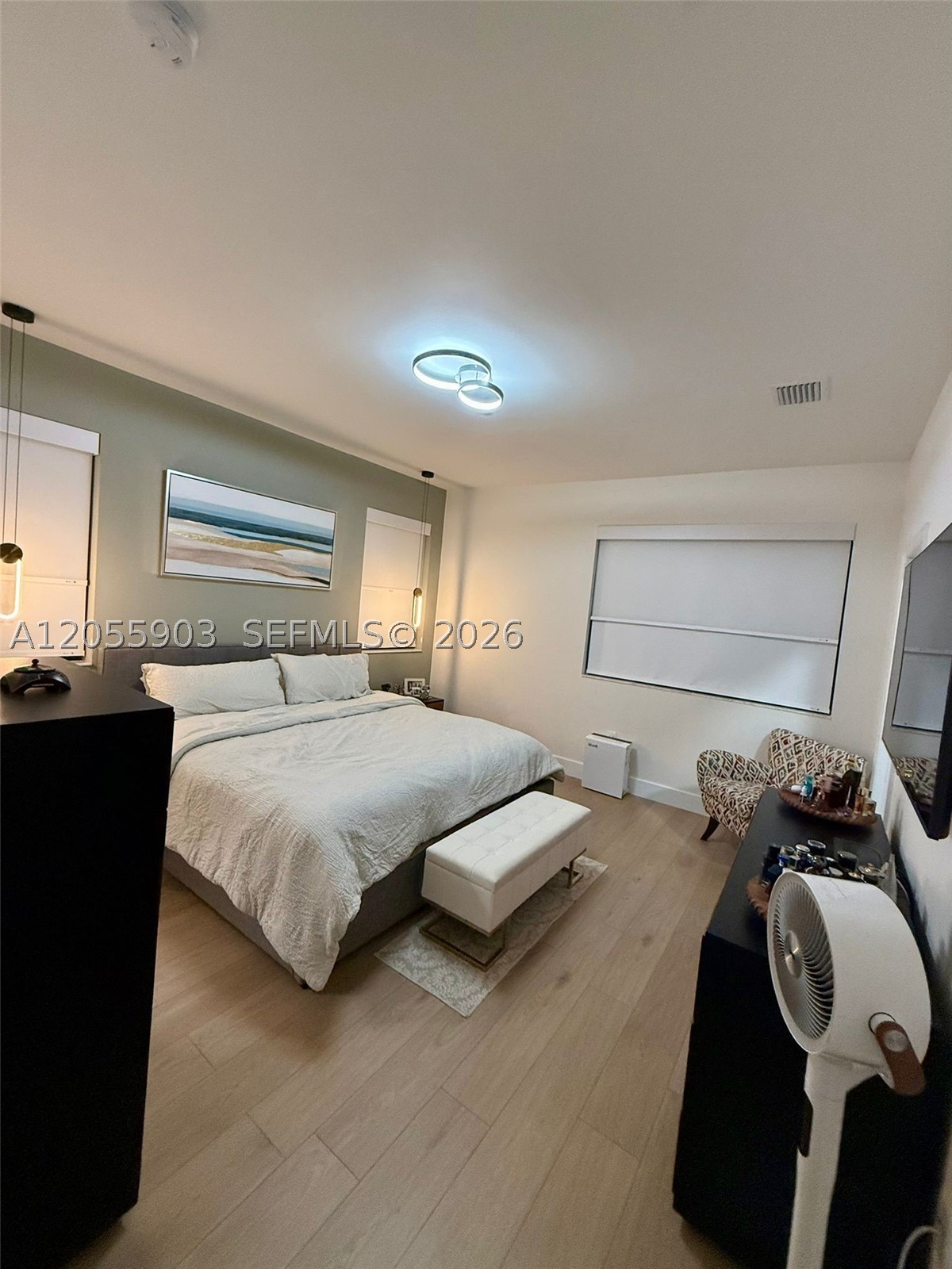 VINTAGE ESTATES - Residential