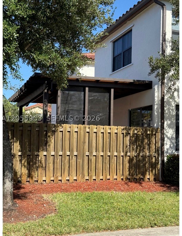 VINTAGE ESTATES - Residential