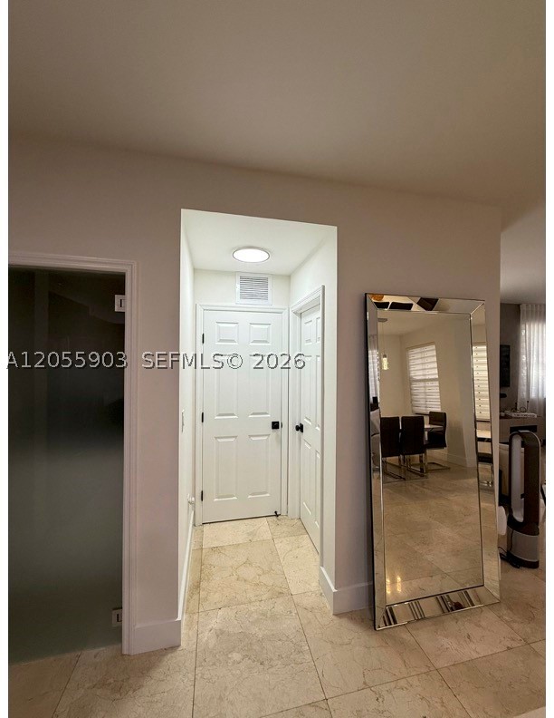 VINTAGE ESTATES - Residential