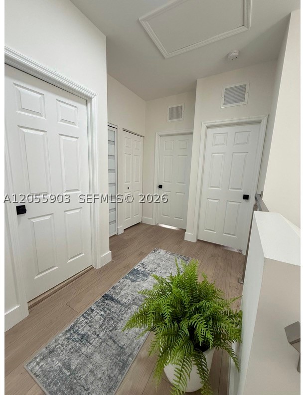 VINTAGE ESTATES - Residential