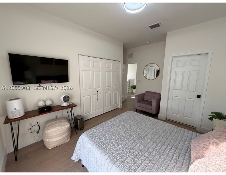 VINTAGE ESTATES - Residential