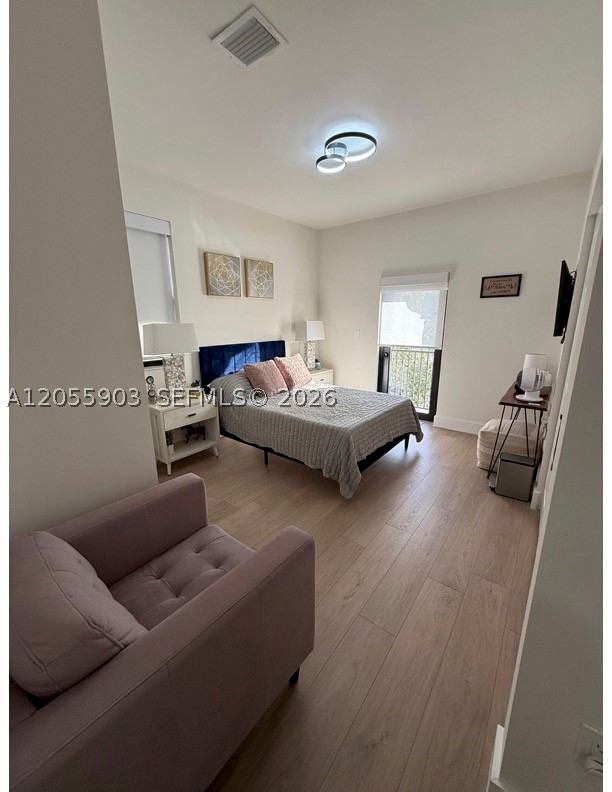VINTAGE ESTATES - Residential