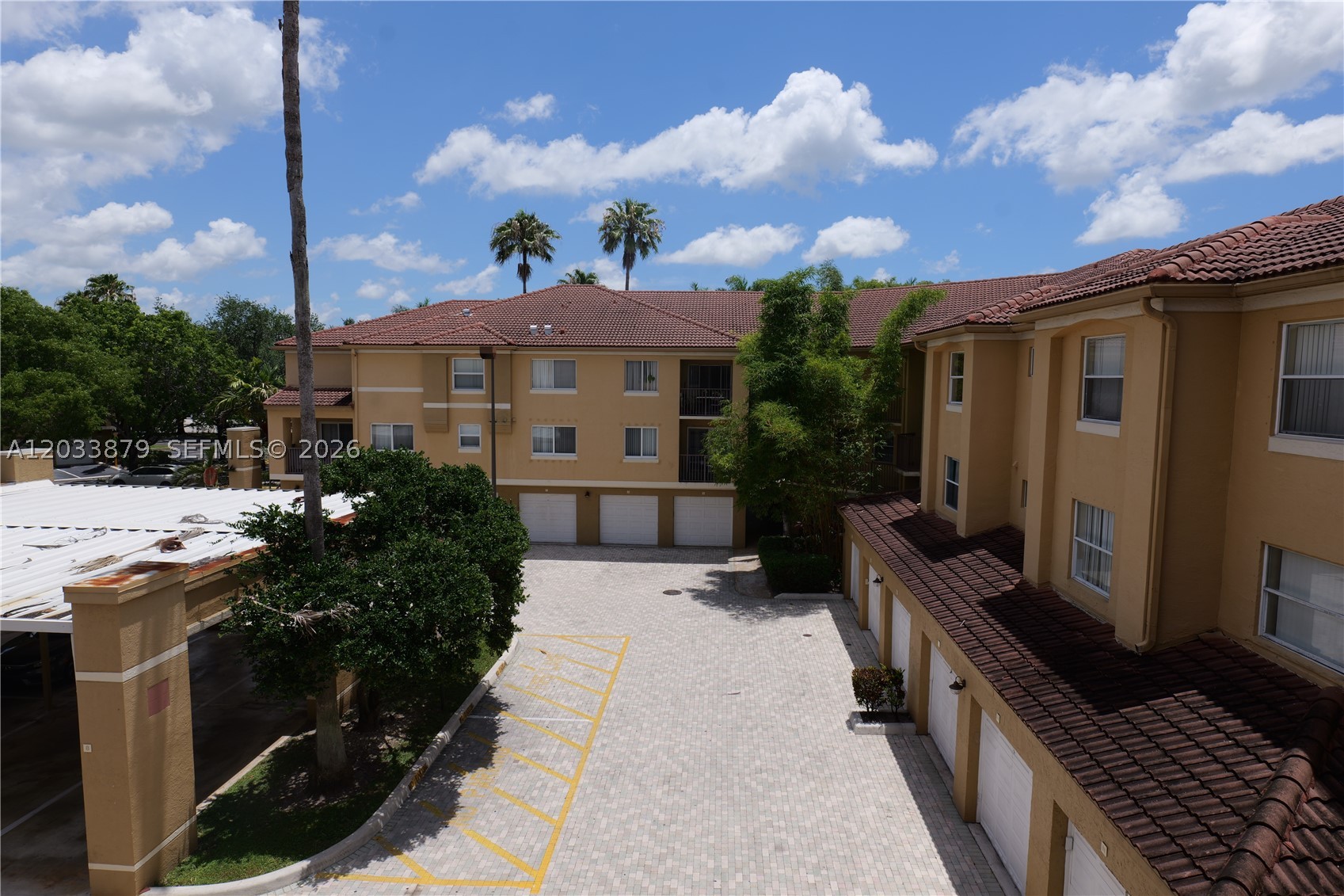 PARAGON PLANTATION CONDO - Residential