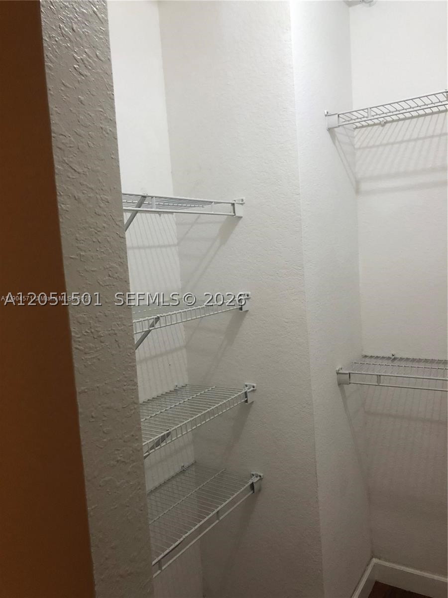 KENDALL GREENS CONDO - Residential Lease