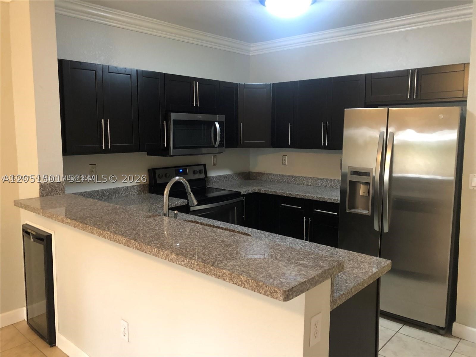 KENDALL GREENS CONDO - Residential Lease