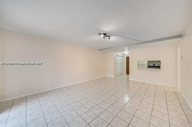 TOWN SQUARE CONDO - Residential