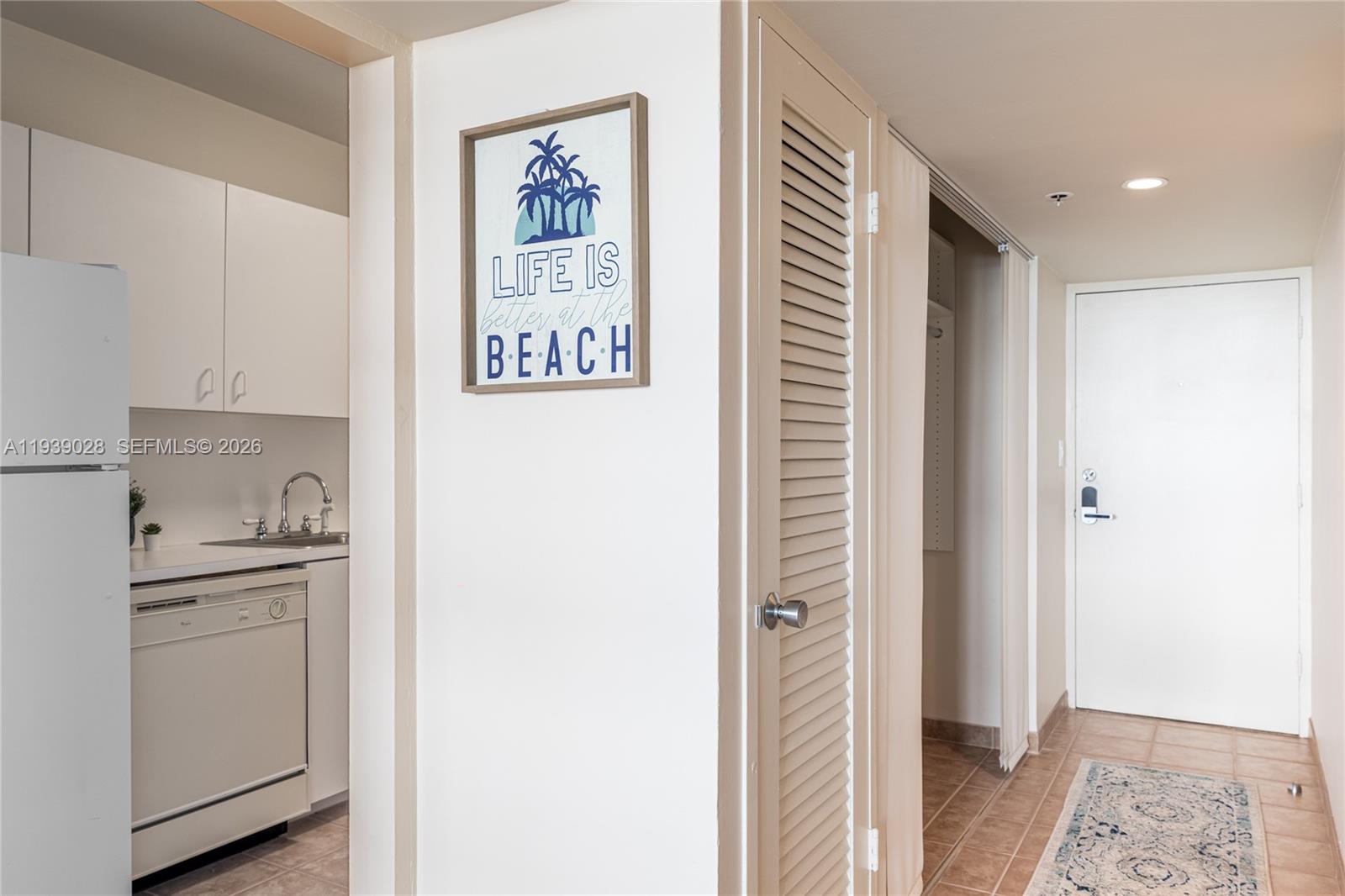 DECOPLAGE CONDO - Residential Lease