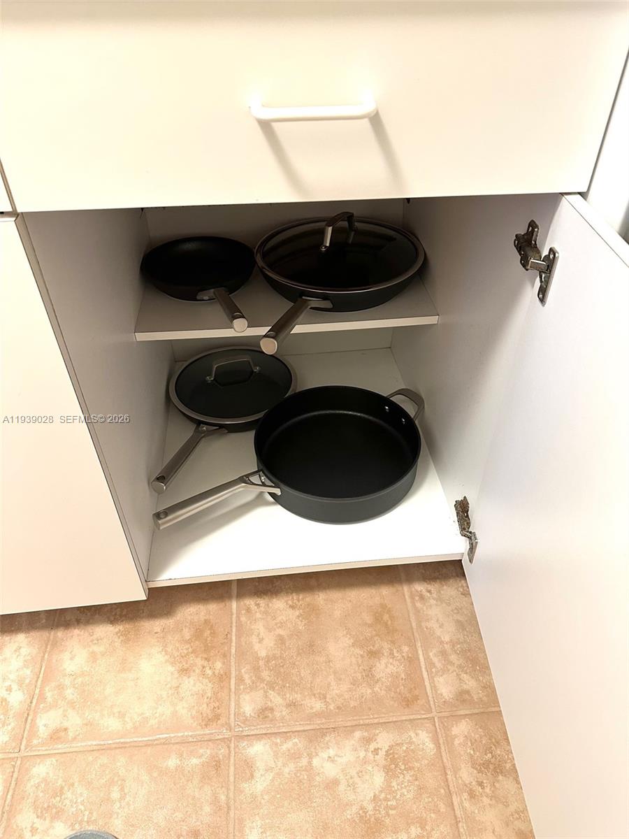 DECOPLAGE CONDO - Residential Lease