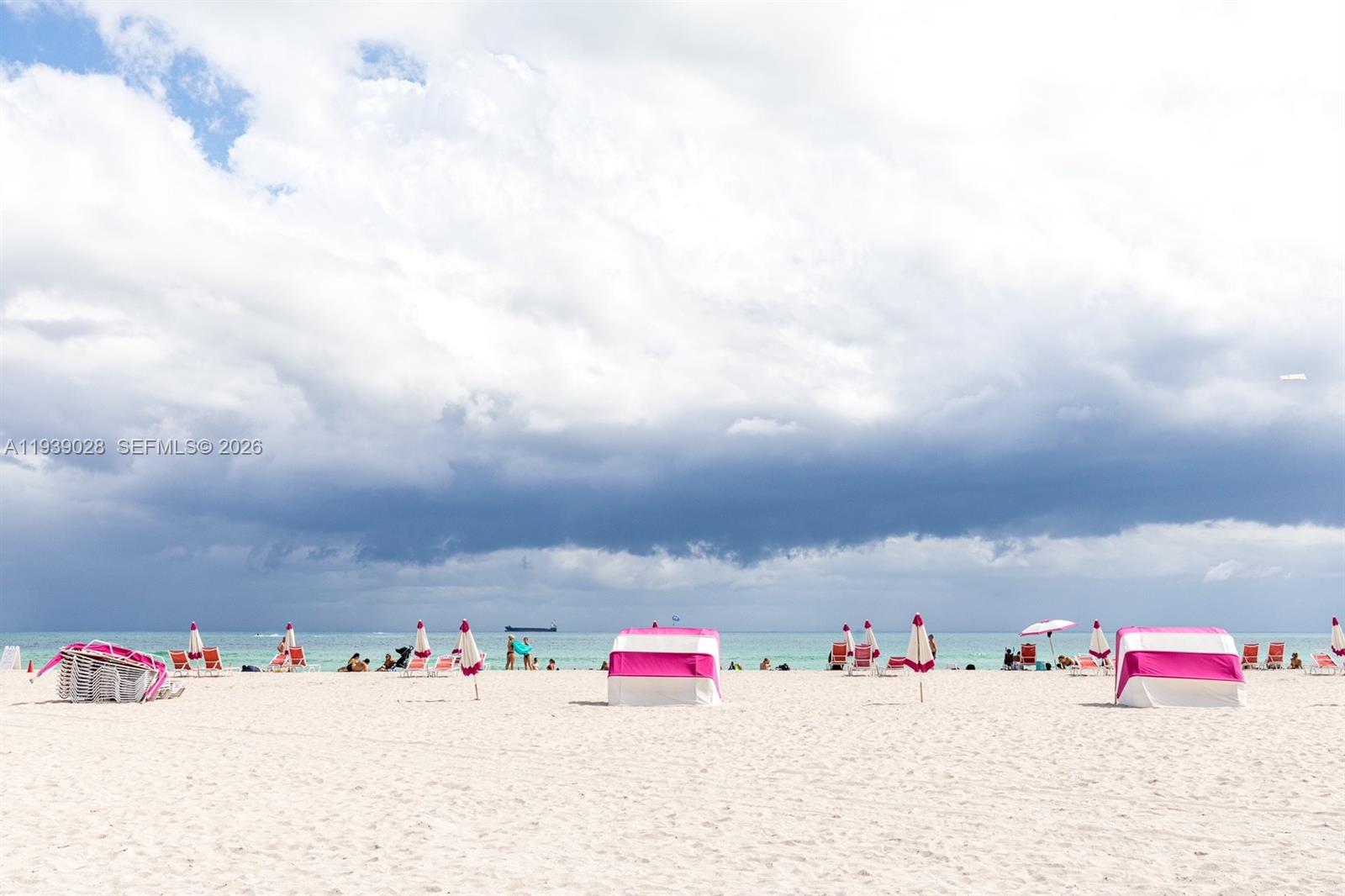 DECOPLAGE CONDO - Residential Lease