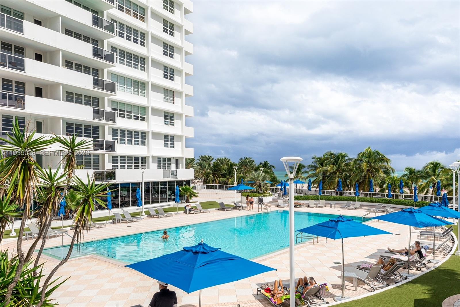 DECOPLAGE CONDO - Residential Lease
