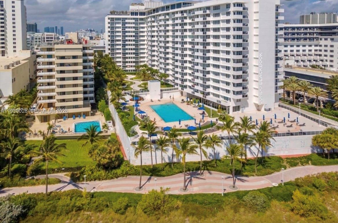 DECOPLAGE CONDO - Residential Lease