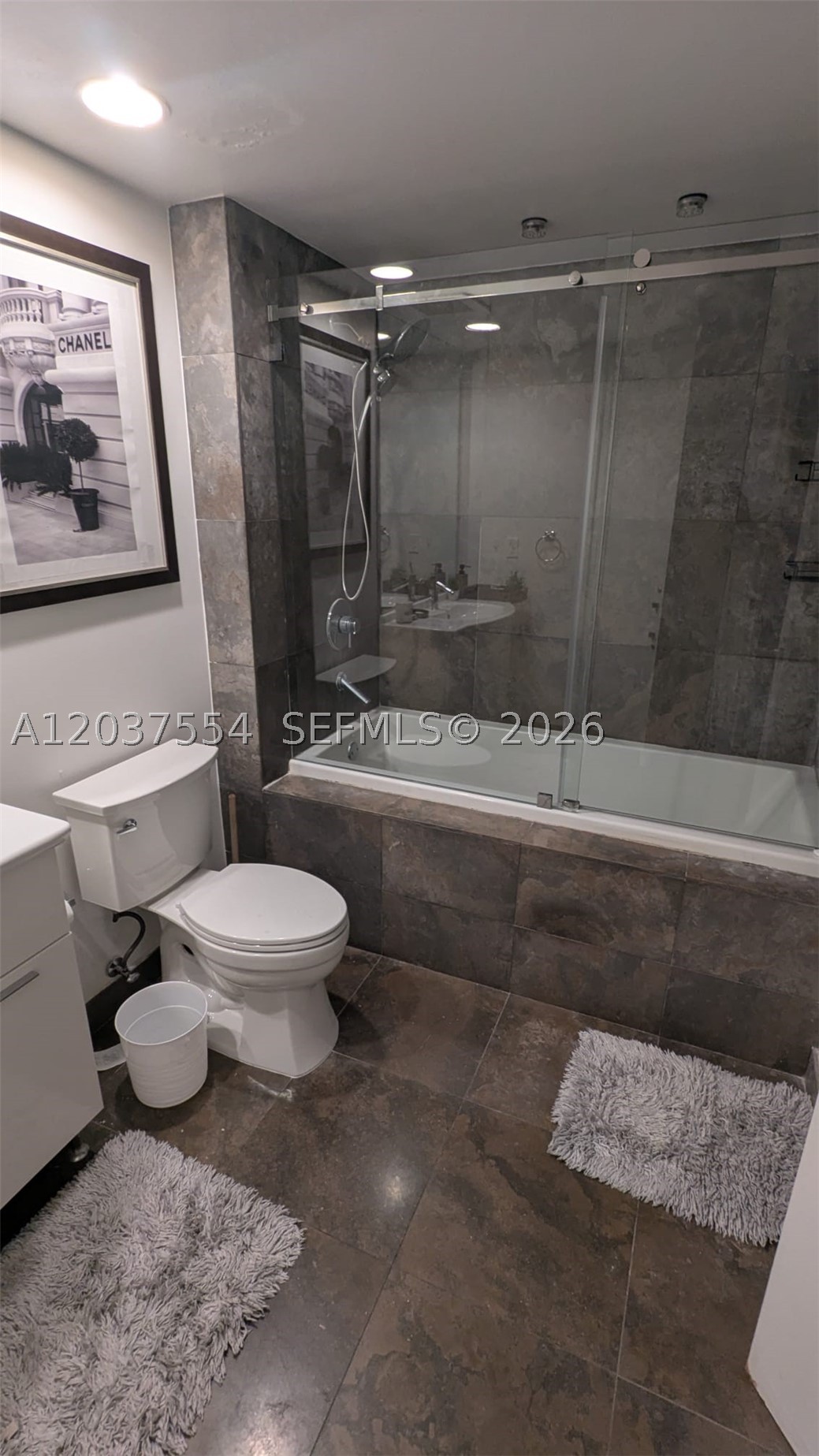 ICONBRICKELL CONDO NO 1 - Residential