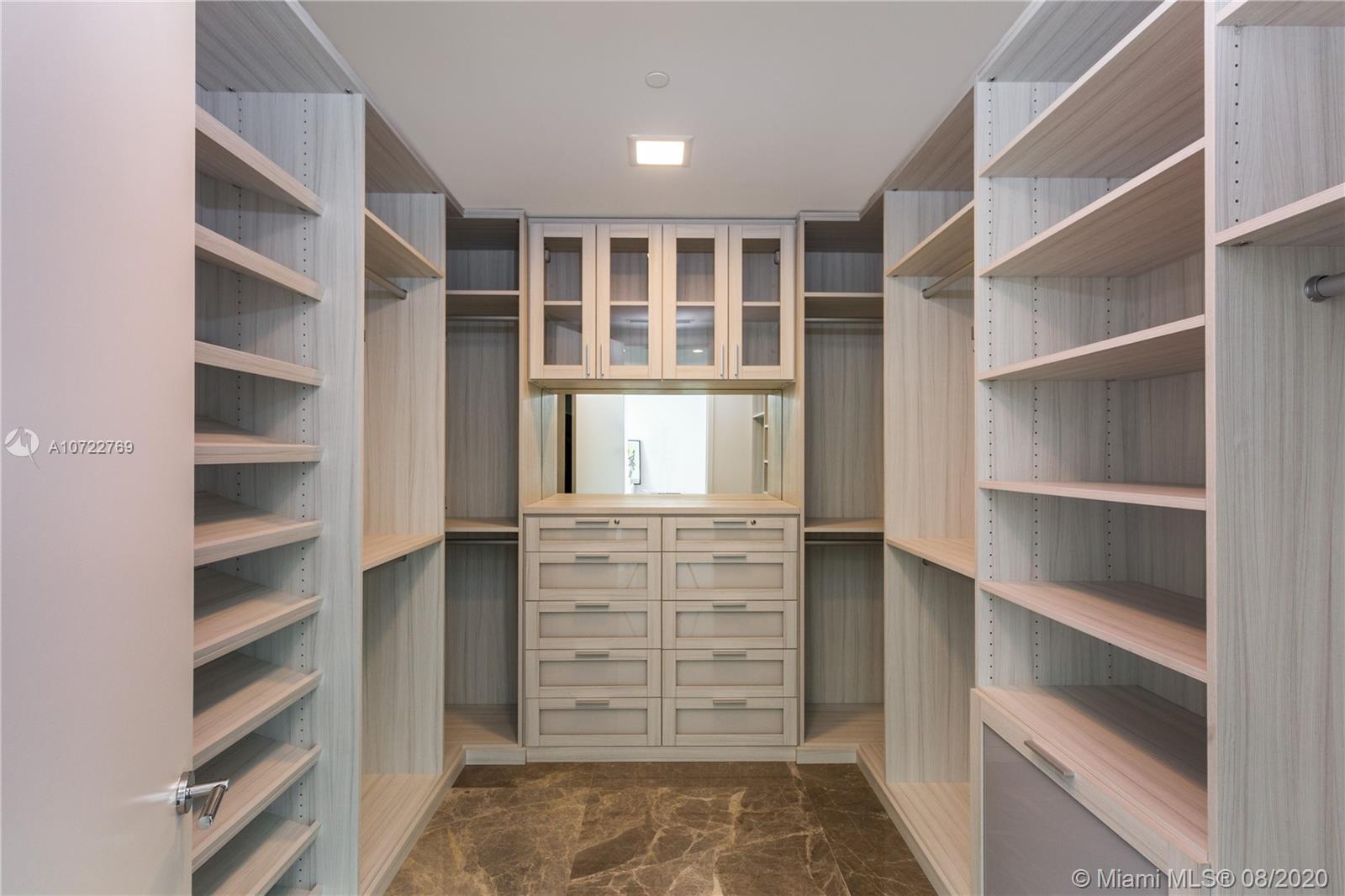FENDI CHATEAU RESIDENCES - Residential