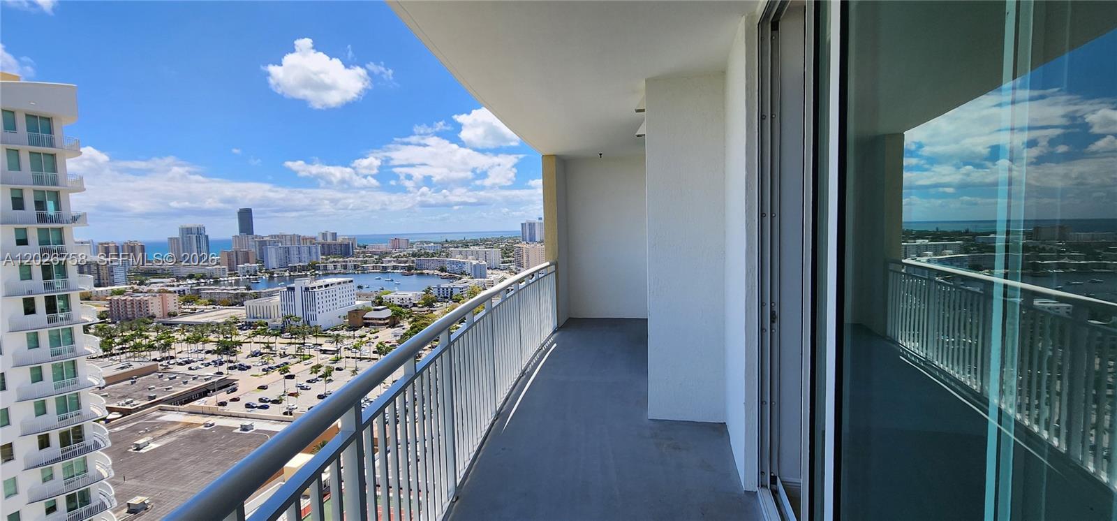 DUO CONDOMINIUM WEST - Residential