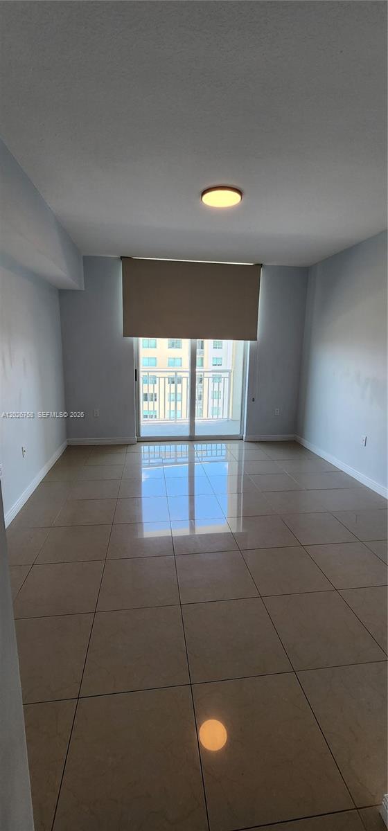 DUO CONDOMINIUM WEST - Residential