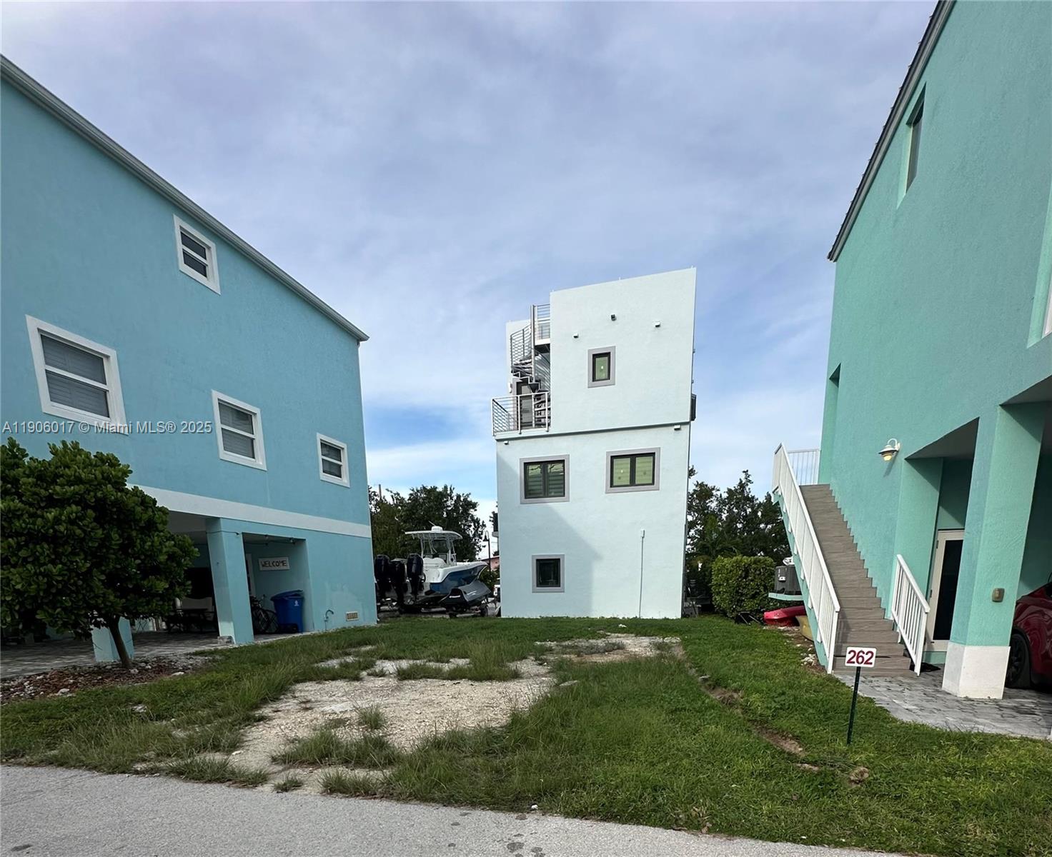 KEY LARGO OCEAN RESORT CO - Land