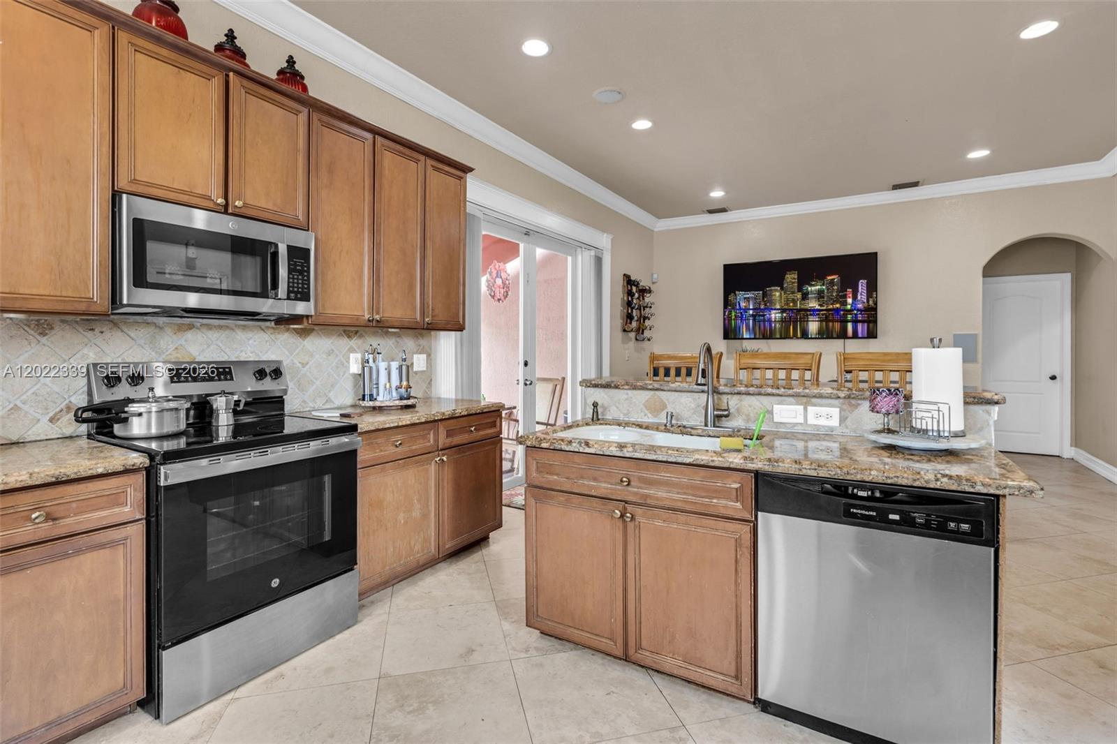 CENTURY GARDENS - Residential