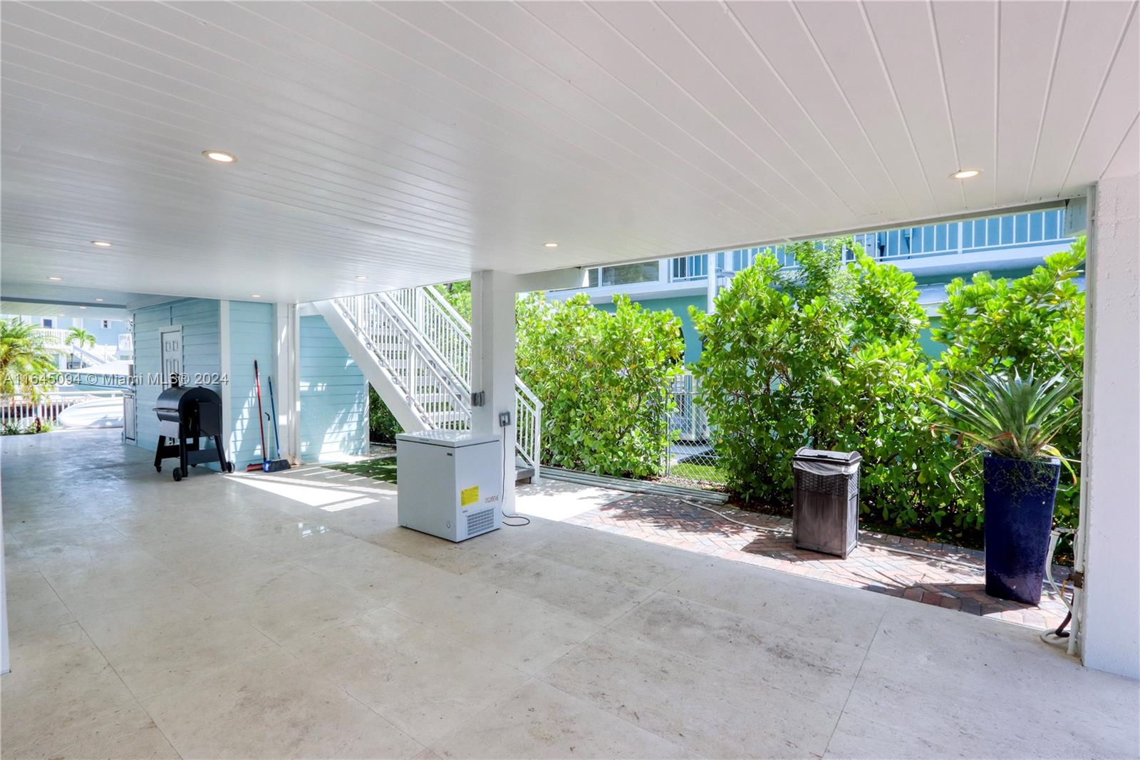 HAMMER POINT PARK - Residential Lease
