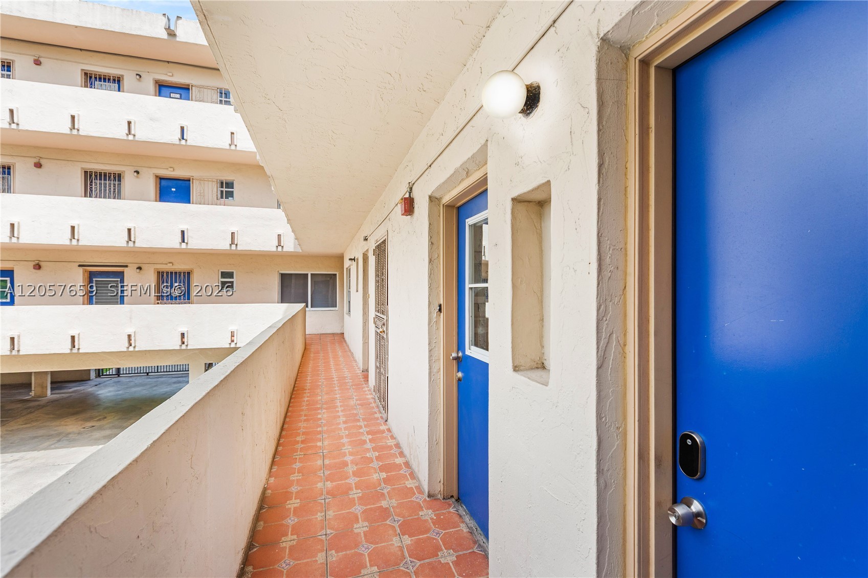 MADRID TOWERS CONDO - Residential