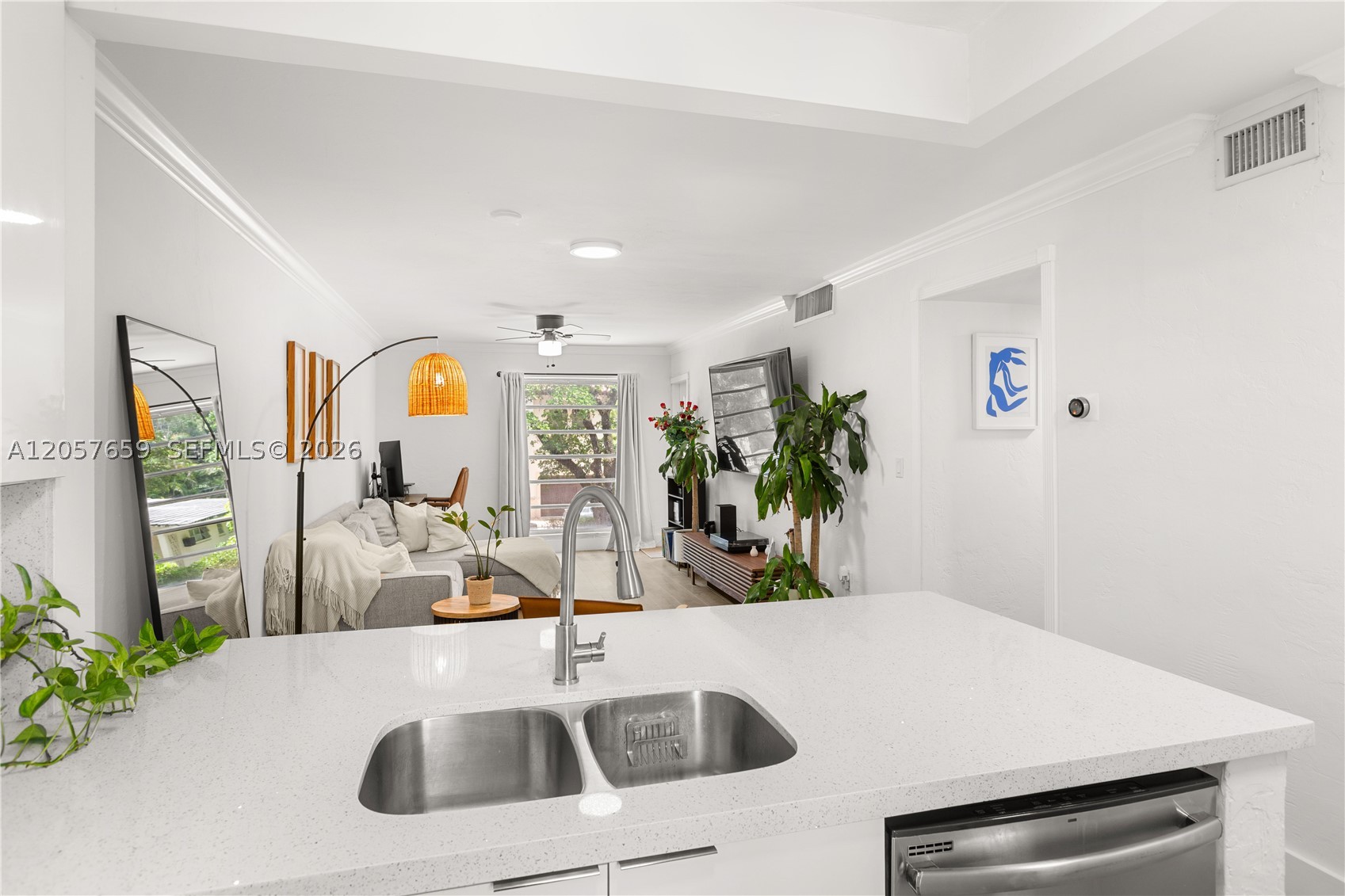 MADRID TOWERS CONDO - Residential