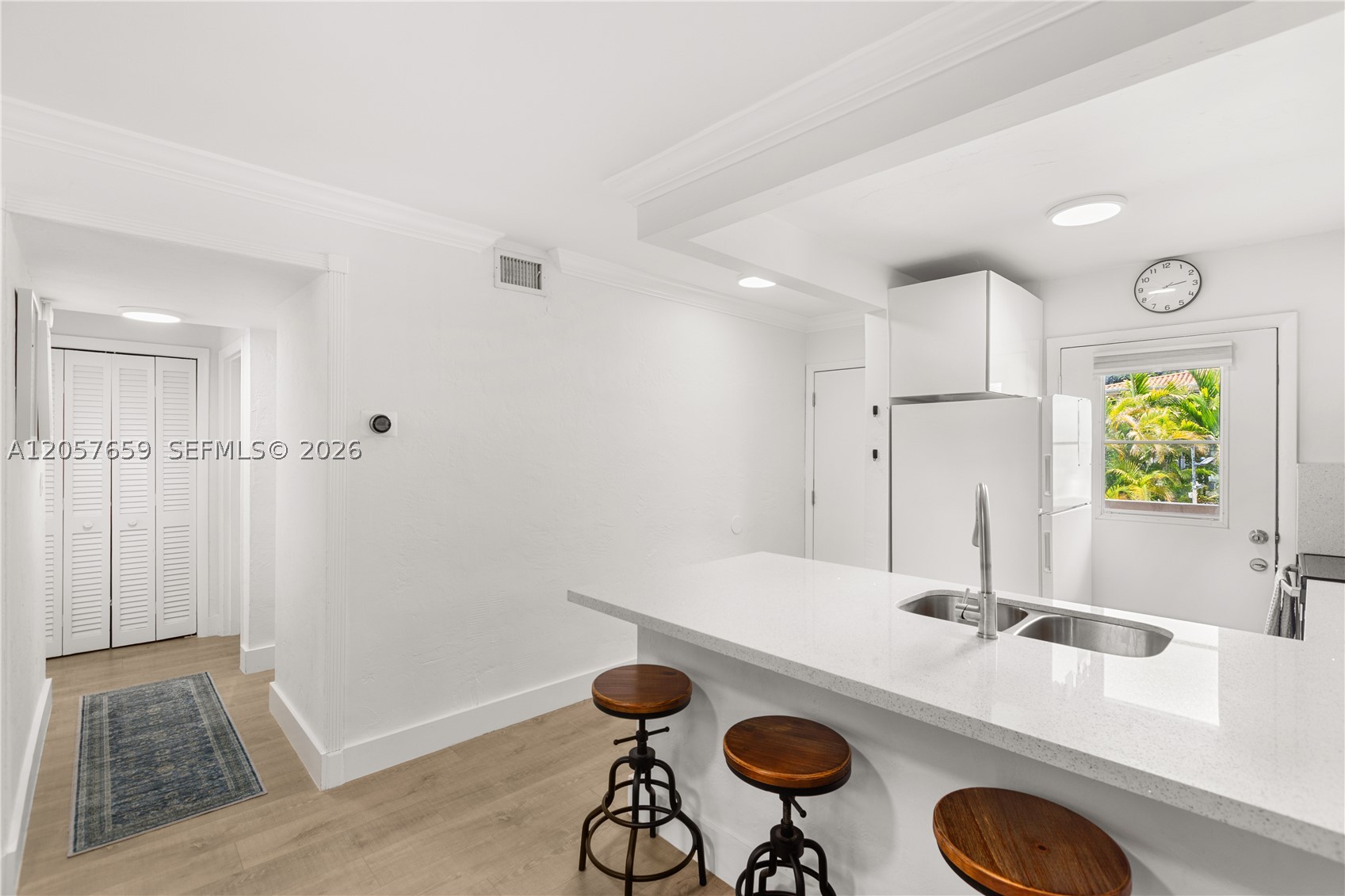 MADRID TOWERS CONDO - Residential