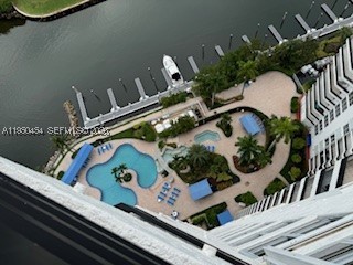 MYSTIC POINTE TOWER 500 C - Residential