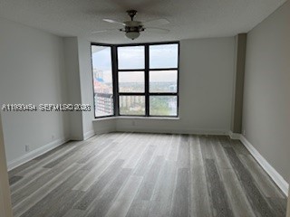 MYSTIC POINTE TOWER 500 C - Residential